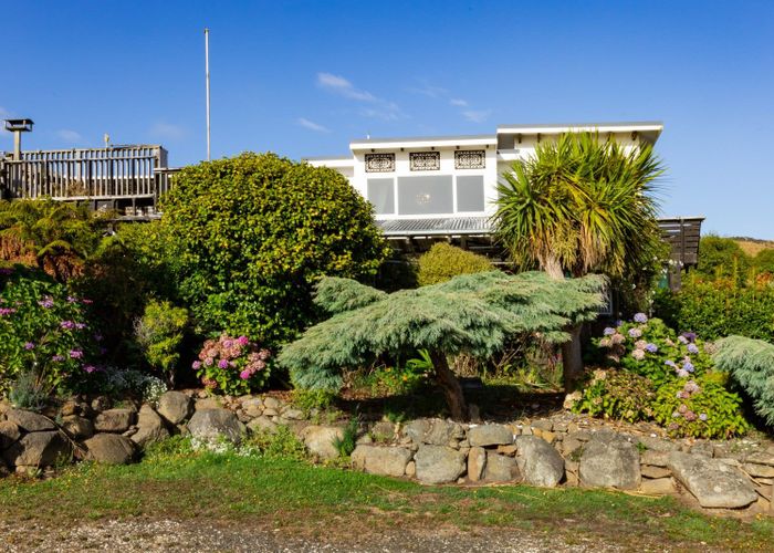  at 19 Whalers Crescent, Omaui