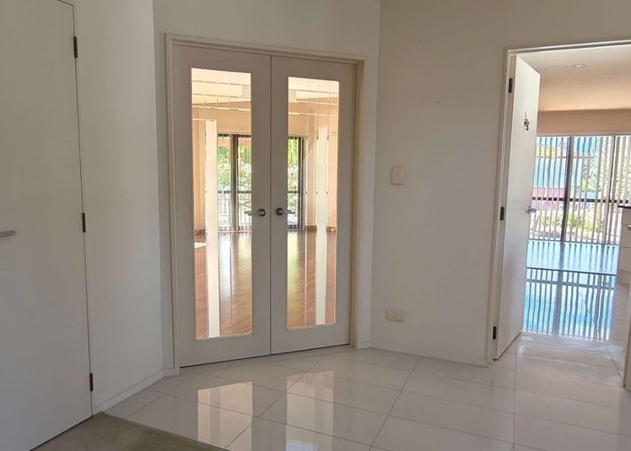  at 5 Queen Natalie Place, Massey, Waitakere City, Auckland