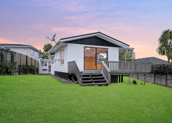  at 77 Balmain Road, Birkenhead, North Shore City, Auckland