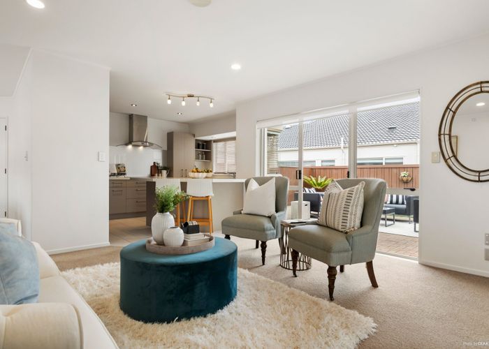  at 10 Amadeus Place, Northpark, Manukau City, Auckland