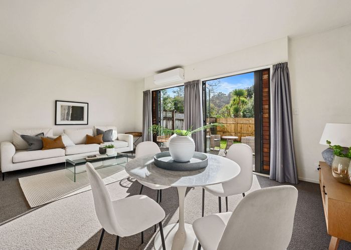  at 3/11 The Avenue, Albany, Auckland