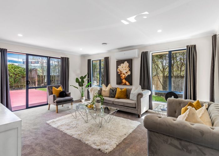  at 90 Bluebird Crescent, Unsworth Heights, Auckland