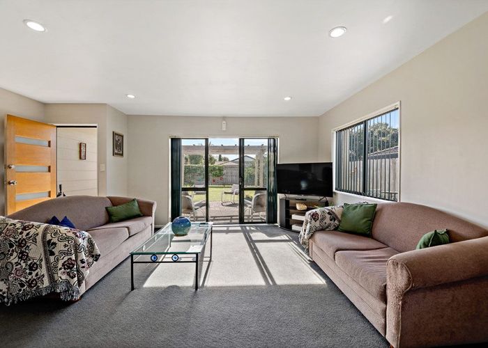  at 36 Koru Street, Mangere Bridge, Auckland