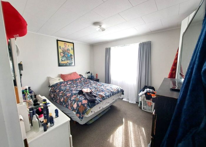  at 19 Taranui Place, Henderson, Waitakere City, Auckland