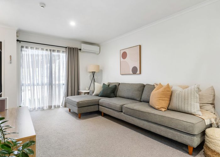  at 4/94 Glengarry Road, Glen Eden, Waitakere City, Auckland
