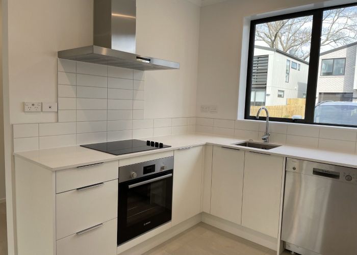  at 5 Manahi Lane, Panmure, Auckland City, Auckland