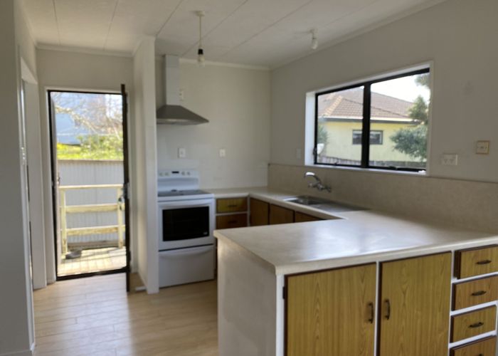  at 23 Flanshaw Road, Te Atatu South, Auckland