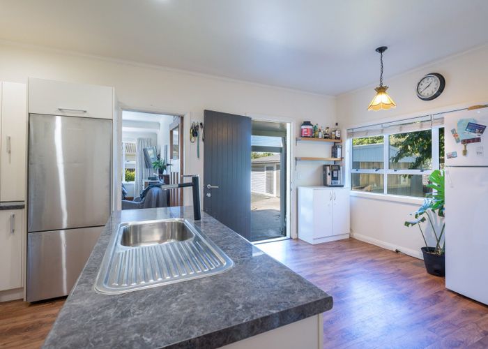  at 88 Lord Rutherford Road North, Brightwater