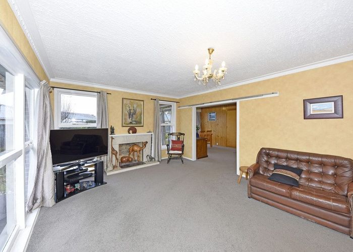  at 8 Kingsgate Place, Burnside, Christchurch