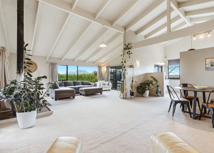  at 1/16 Isobel Street, Acacia Bay, Taupo, Waikato