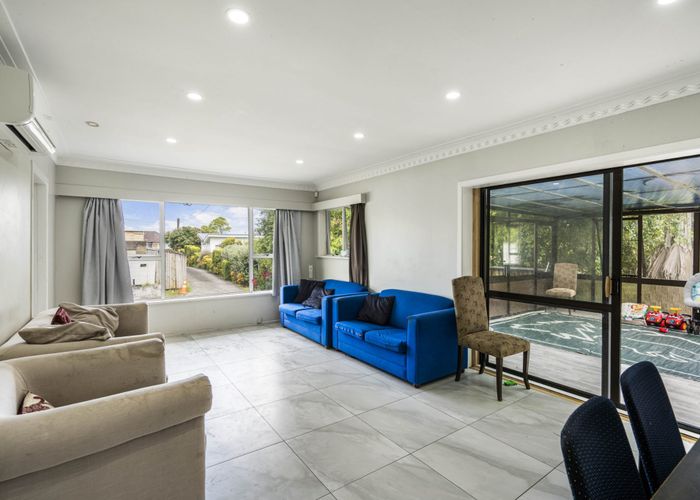  at 1/36 Halver Road, Hillpark, Auckland