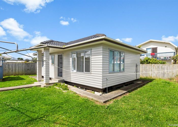  at 22 Kohinoor Avenue, Mangere, Auckland