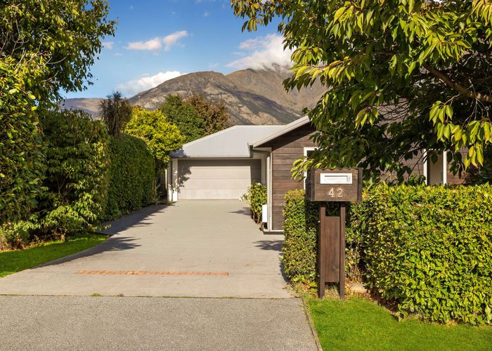  at 42 Sylvan Street, Lake Hayes Estate, Queenstown-Lakes, Otago