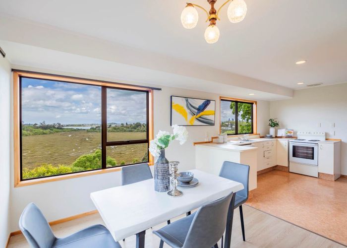  at 2/69 College Road, Northcote, Auckland