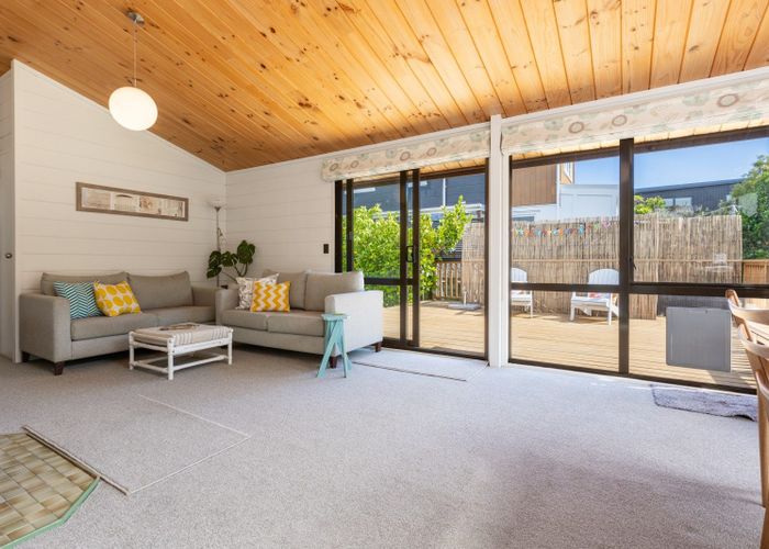  at 124 Renown Road, Raumati South, Paraparaumu