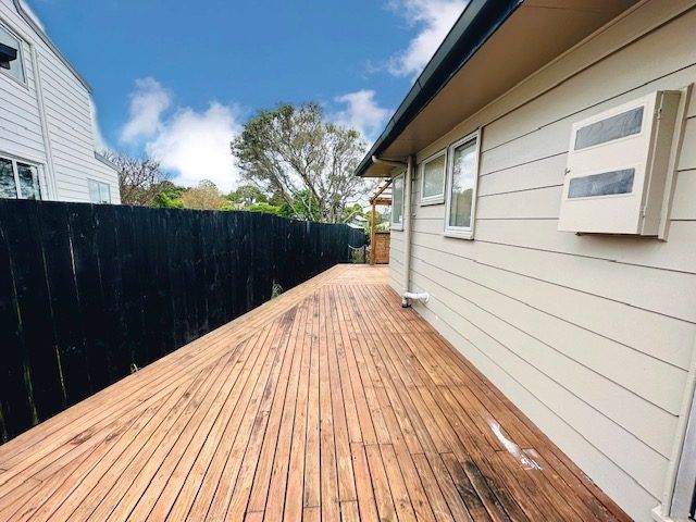  at 7 John Shaw Drive, Saint Johns, Auckland