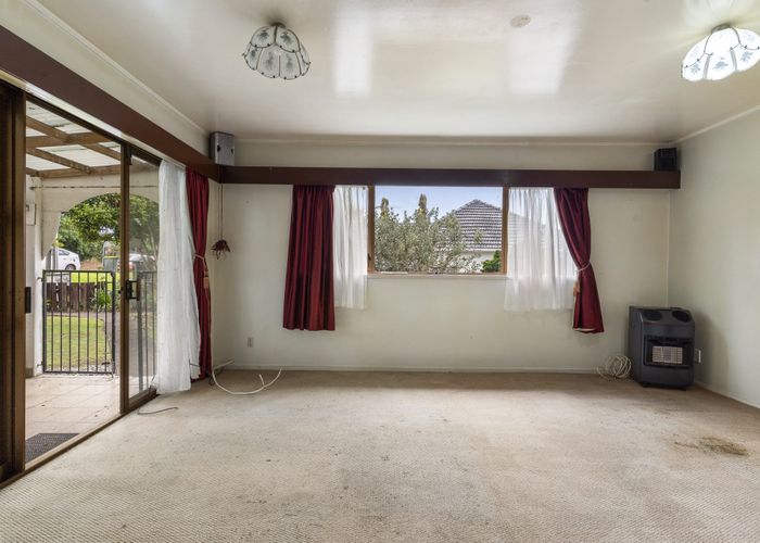  at 1/12 Wood Street, Papakura, Papakura, Auckland