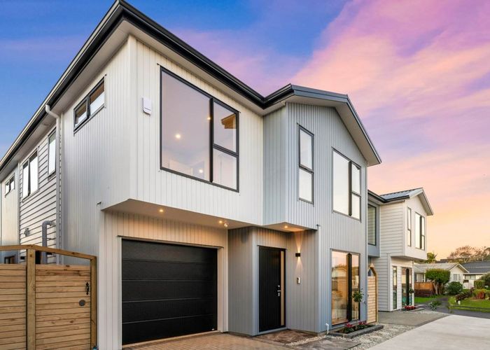  at 16B Vanbrugh Place, Bucklands Beach, Auckland