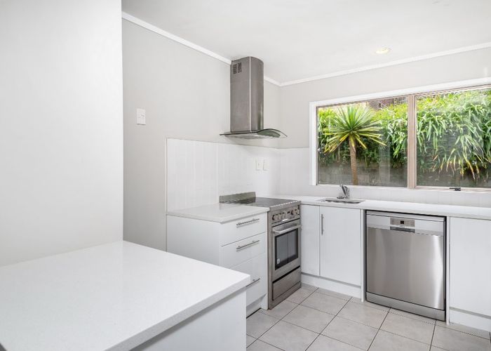  at 98B Mountbatten Avenue, Hillcrest, North Shore City, Auckland