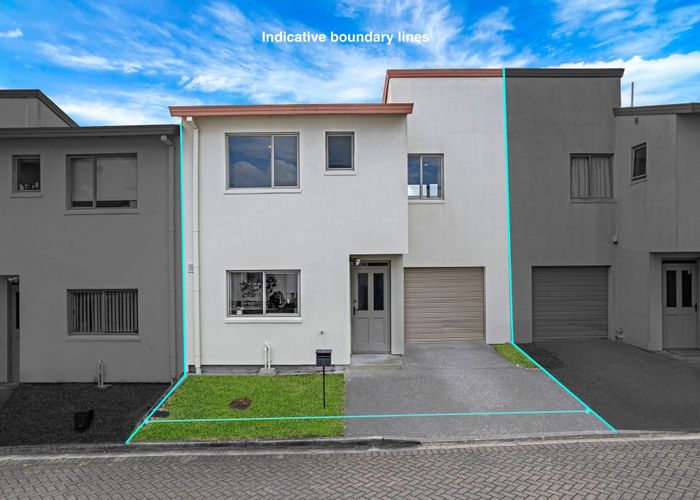  at 6 Vitex Lane, Henderson, Waitakere City, Auckland