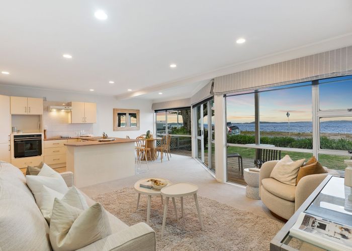  at 5A The Esplanade, Eastern Beach, Manukau City, Auckland