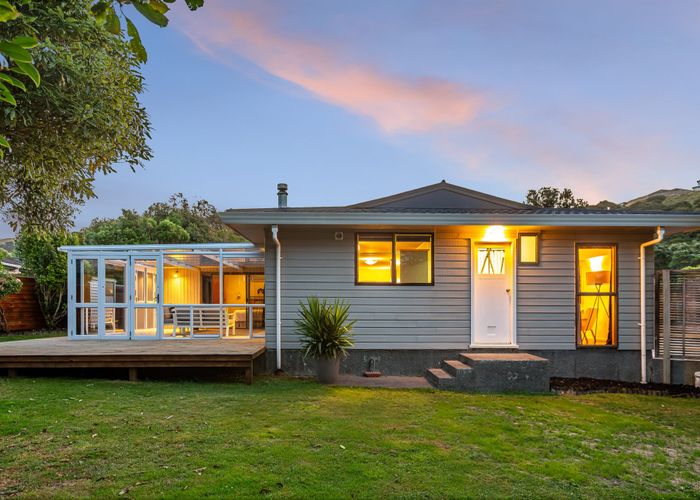  at 31 Longitude Place, Whitby, Porirua