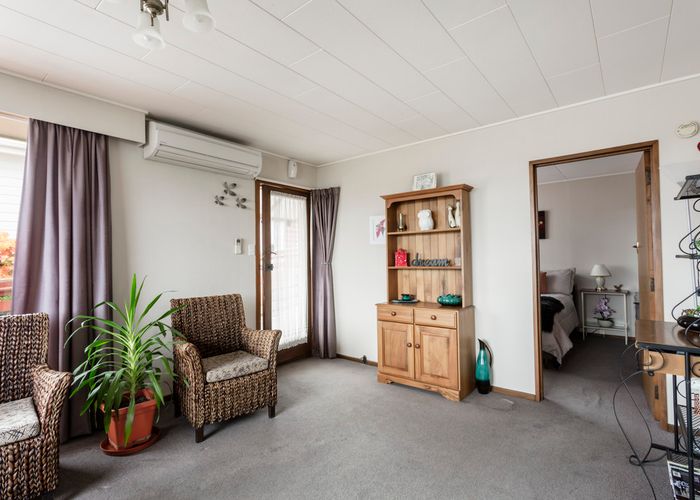  at 10B Bernard Street, Kenmure, Dunedin