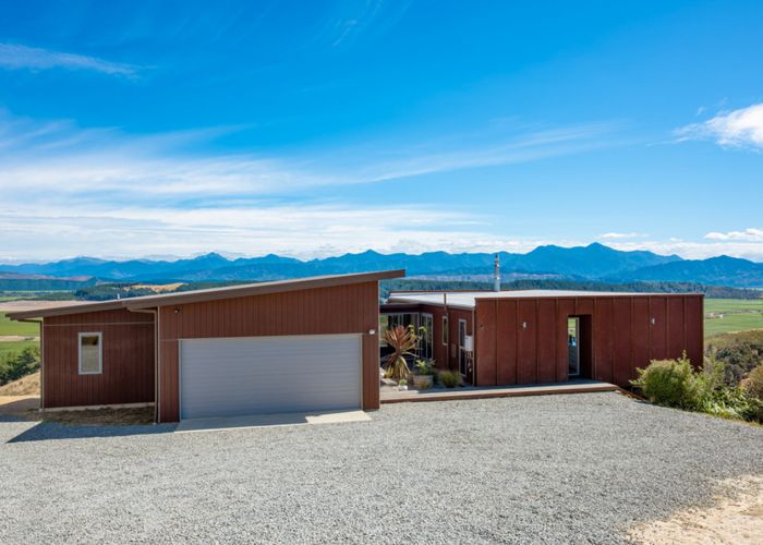  at 152 Kahu Way, Hawkesbury