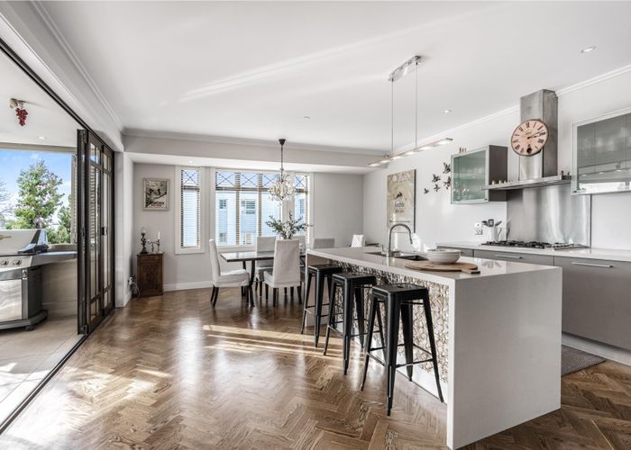  at 2A/9 St Georges Bay Road, Parnell, Auckland