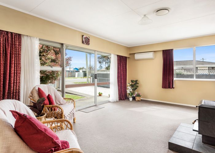  at 27 Stuart Street, Blenheim