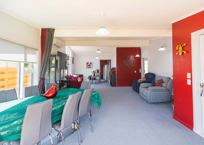  at 4 Newhaven Place, Roslyn, Palmerston North
