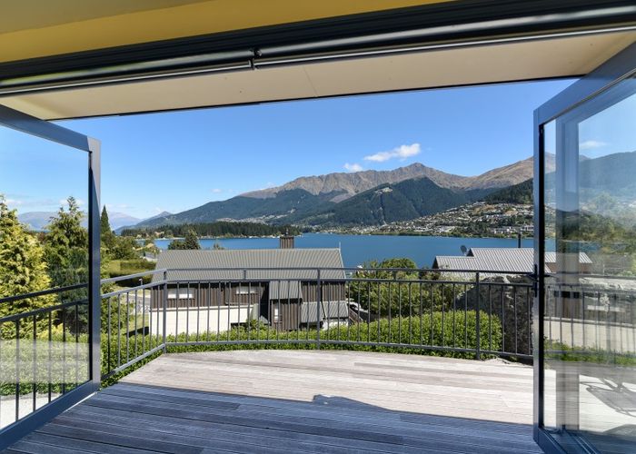  at 536A Peninsula Road, Kelvin Heights, Queenstown