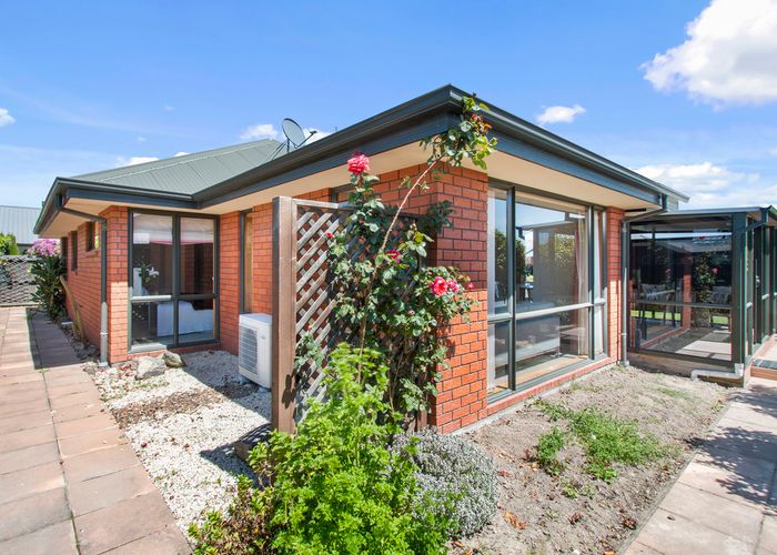  at 42 Kotuku Crescent, Woolston, Christchurch