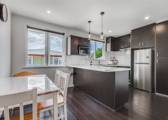  at 1/25 Fairclough Road, Beach Haven, Auckland