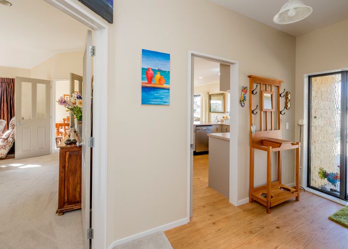  at 1 Barbaras Way, Waikanae Beach, Waikanae
