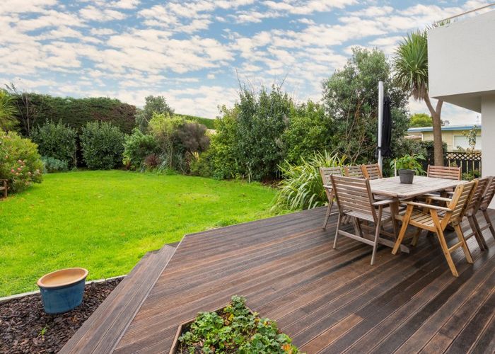  at 10 Karu Crescent, Waikanae