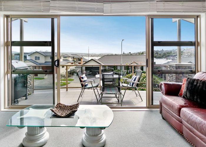  at 3/15 Tremaine Avenue, Two Mile Bay, Taupo