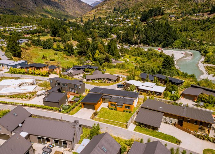  at 1 McQueen Place, Arthurs Point, Queenstown