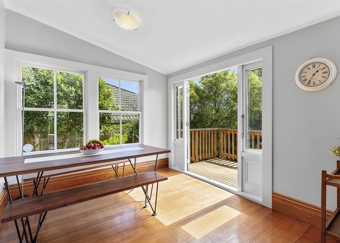  at 129 Northland Road, Northland, Wellington