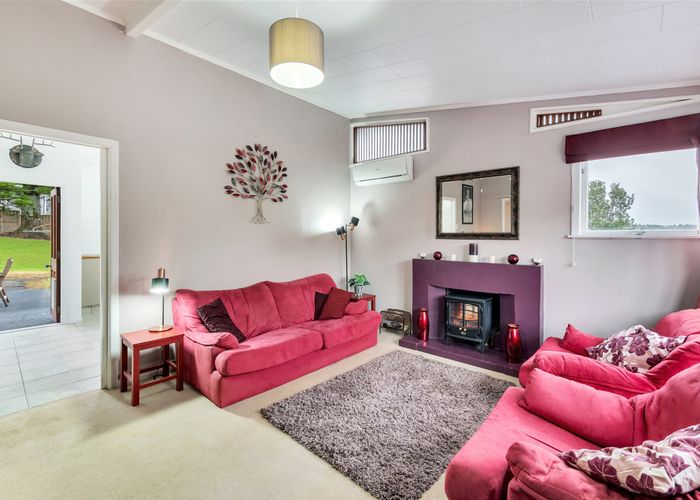  at 89 Bond Crescent, Forrest Hill, Auckland