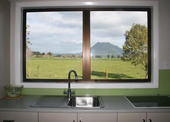 Free property data for 43 Thompson Road, Otakiri homes.co.nz