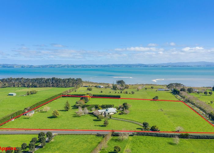  at 305 Seagrove Road, Waiau Pa, Pukekohe