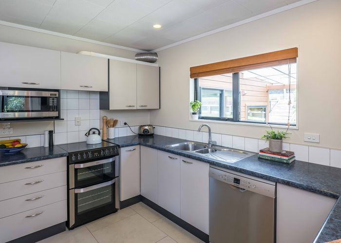  at 9 Shastri Terrace, Khandallah, Wellington