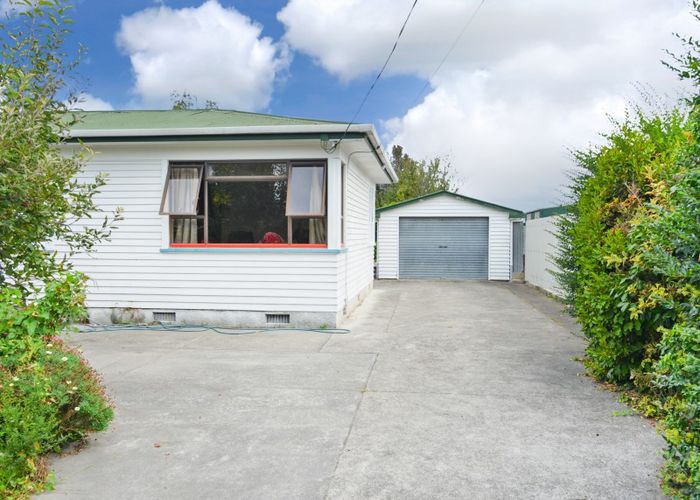  at 400 Montgomery Street, Raureka, Hastings