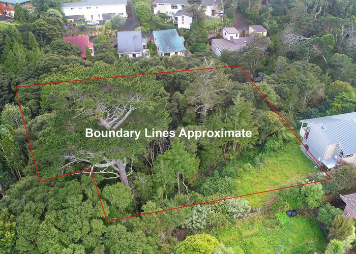  at 15 Glen Vista Place, Bayview, Auckland