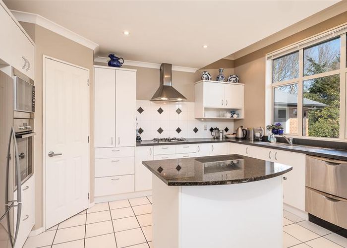  at 5 Kilmuir Lane, Harewood, Christchurch