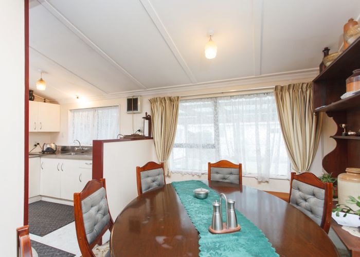  at 42 Field Street, Aramoho, Whanganui