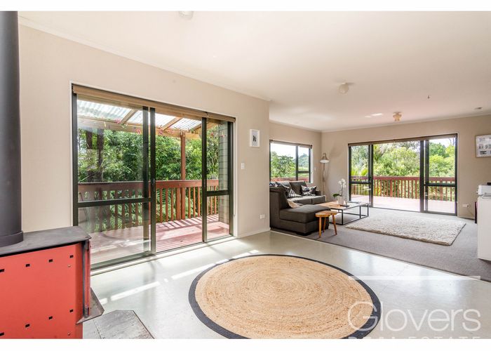  at 111 Anawhata Road, New Lynn