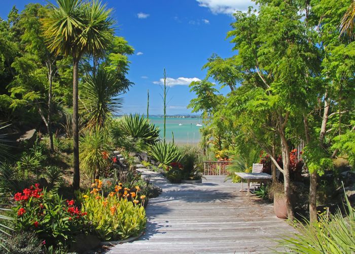  at 283 Broomfields Road, Howick