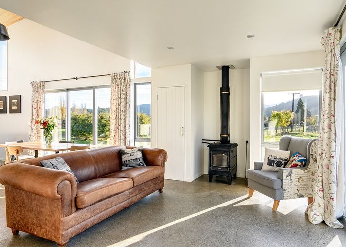  at 973 Thorpe-Orinoco Road, Thorpe